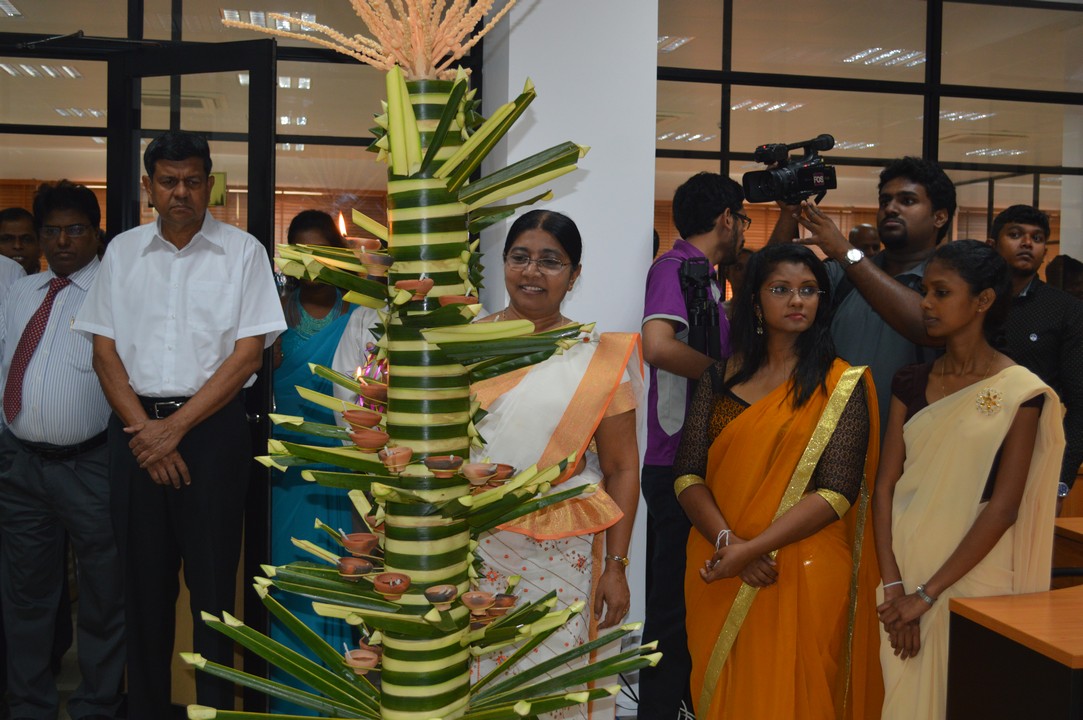 https://cmb.ac.lk/wp-content/uploads/Opening-Ceremony-New-Building-FGS-13.jpg