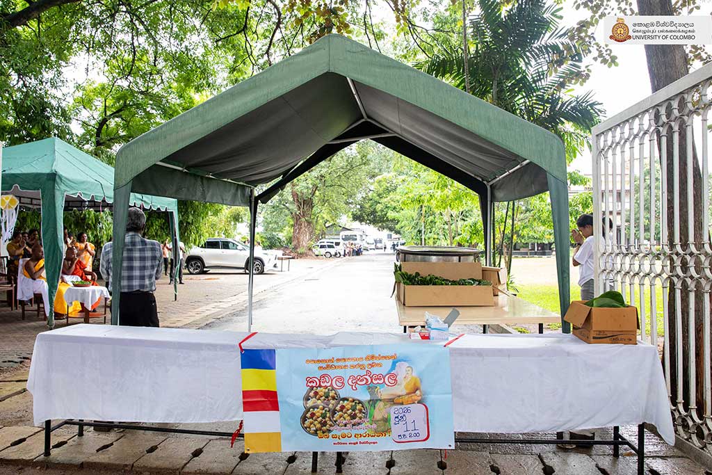 Staff Community Organises Annual Poson Kadala Dansala for the Fourth Consecutive Year