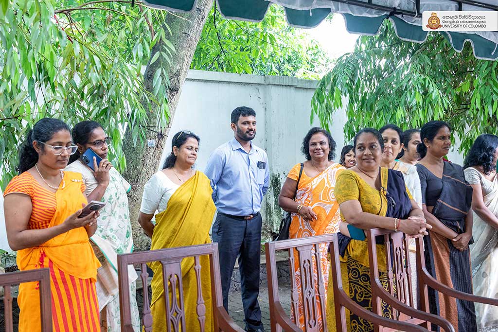 Staff Community Organises Annual Poson Kadala Dansala for the Fourth Consecutive Year