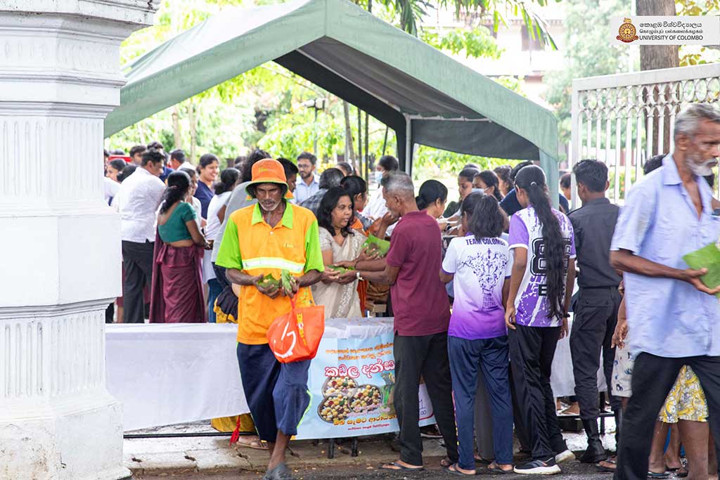Staff Community Organises Annual Poson Kadala Dansala for the Fourth Consecutive Year