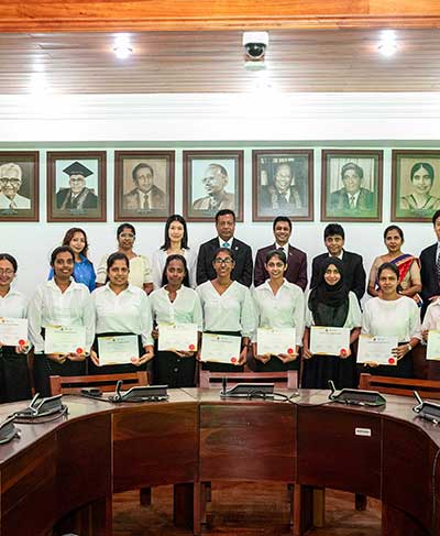 Certificate awarding of the Short Internship Training on Wellness Tourism Programme – Faculty of Indigenous Medicine Certificate awarding of the Short Internship Training on Wellness Tourism Programme – Faculty of Indigenous Medicine