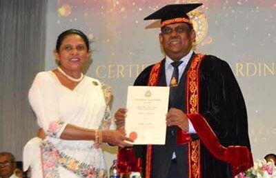 Postgraduate & Mid-Career Development Unit, FIM Hosts Certificate Awarding Ceremony