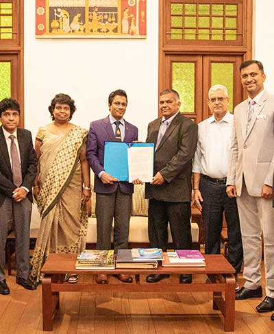 Faculty of Indigenous Medicine Strengthens Ayurveda and Herbal Research Through Strategic Industry Partnerships