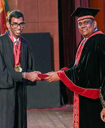 Professor Tilak Hettiarachchy Award for Academic Excellence – General Convocation 2023