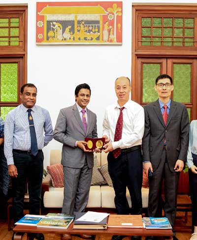 Strengthening Global Partnerships: Yunnan Agricultural University and University of Colombo Collaborate