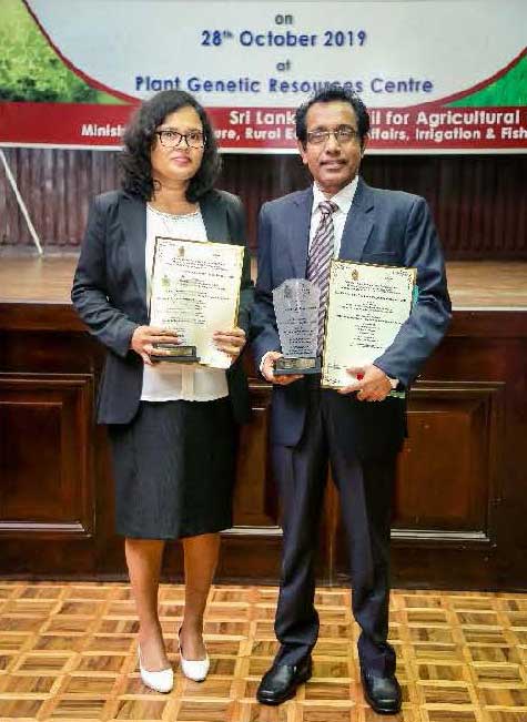Dr Sirimal Premakumara and his team wins National Award for Research Excellence in Agriculture – 2019