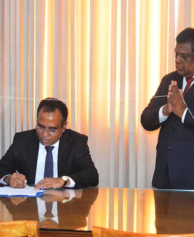 Senior Professor Vajira H. W. Dissanayake Assumes the Second Term as the Dean of the Faculty of Medicine