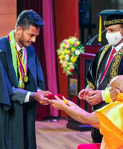 Student of the Year – Ceremonial Graduation 2019 | Mr. H K D K Fernando