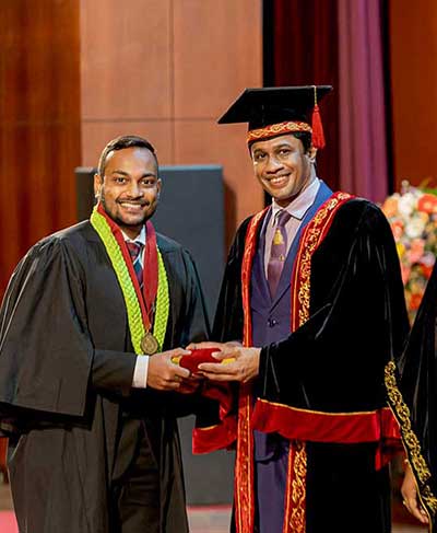 Student of the Year – General Convocation 2024: Mr Theeksha Gunasinghe, Faculty of Management and Finance