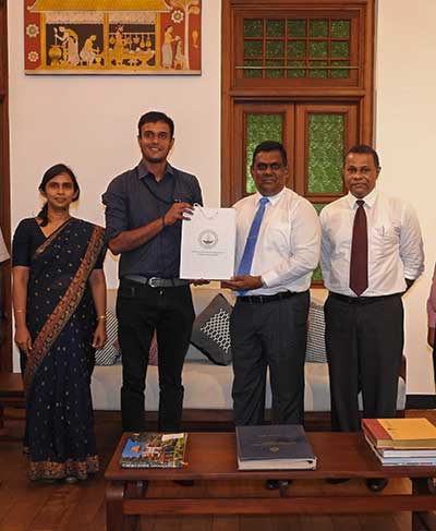 UOC signs an MoU with the Indian Institute of Technology (IIT), Madras